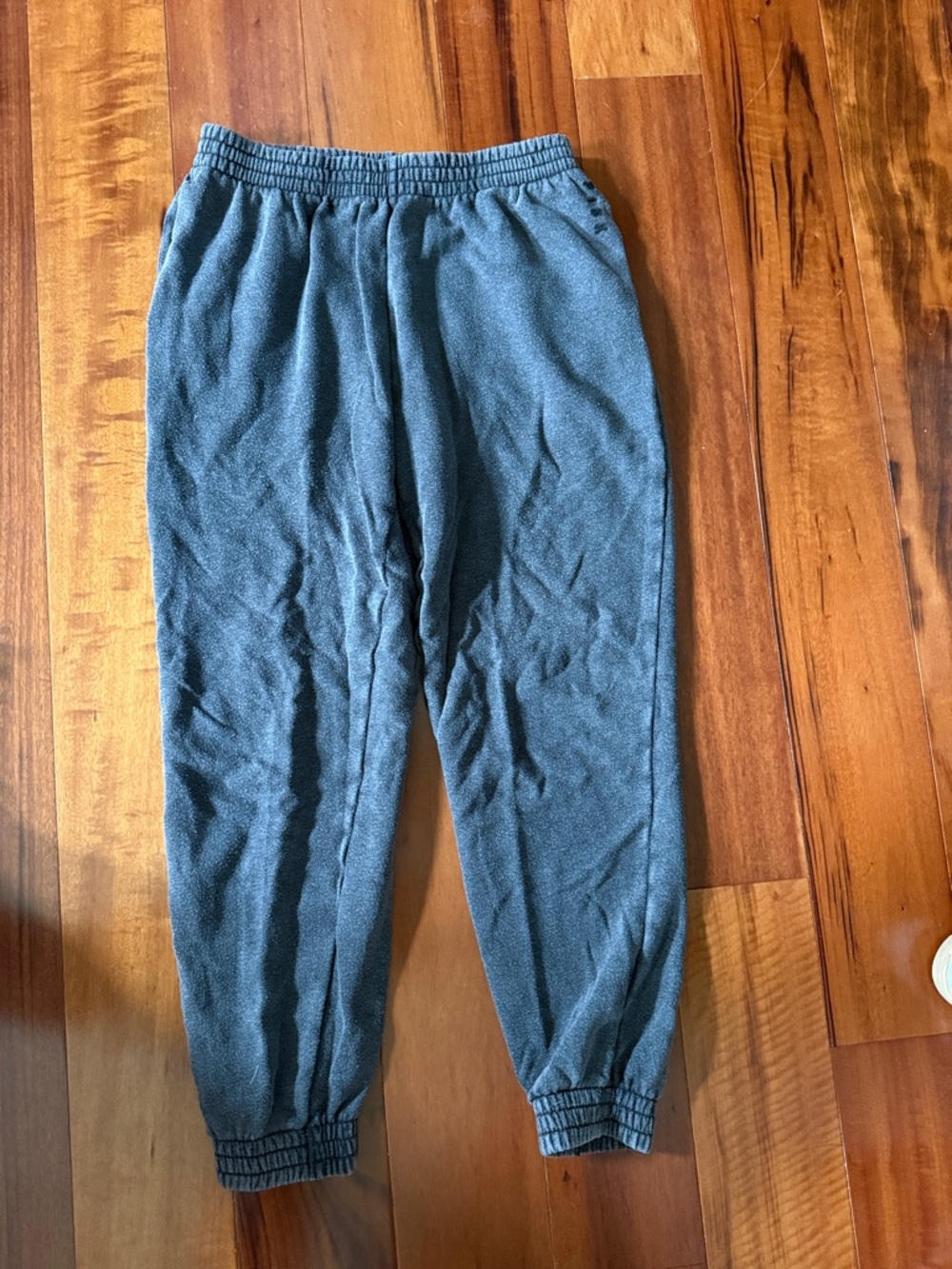 PINK Victoria's Secret Charcoal Gray Fleece Jogger Pants